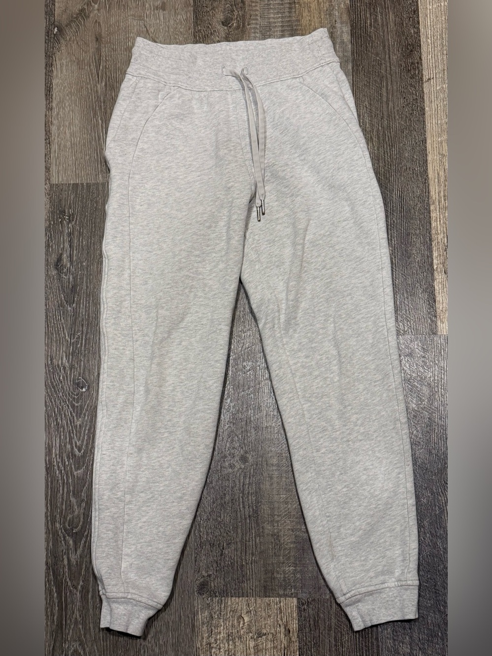 Lululemon Scuba joggers size 2